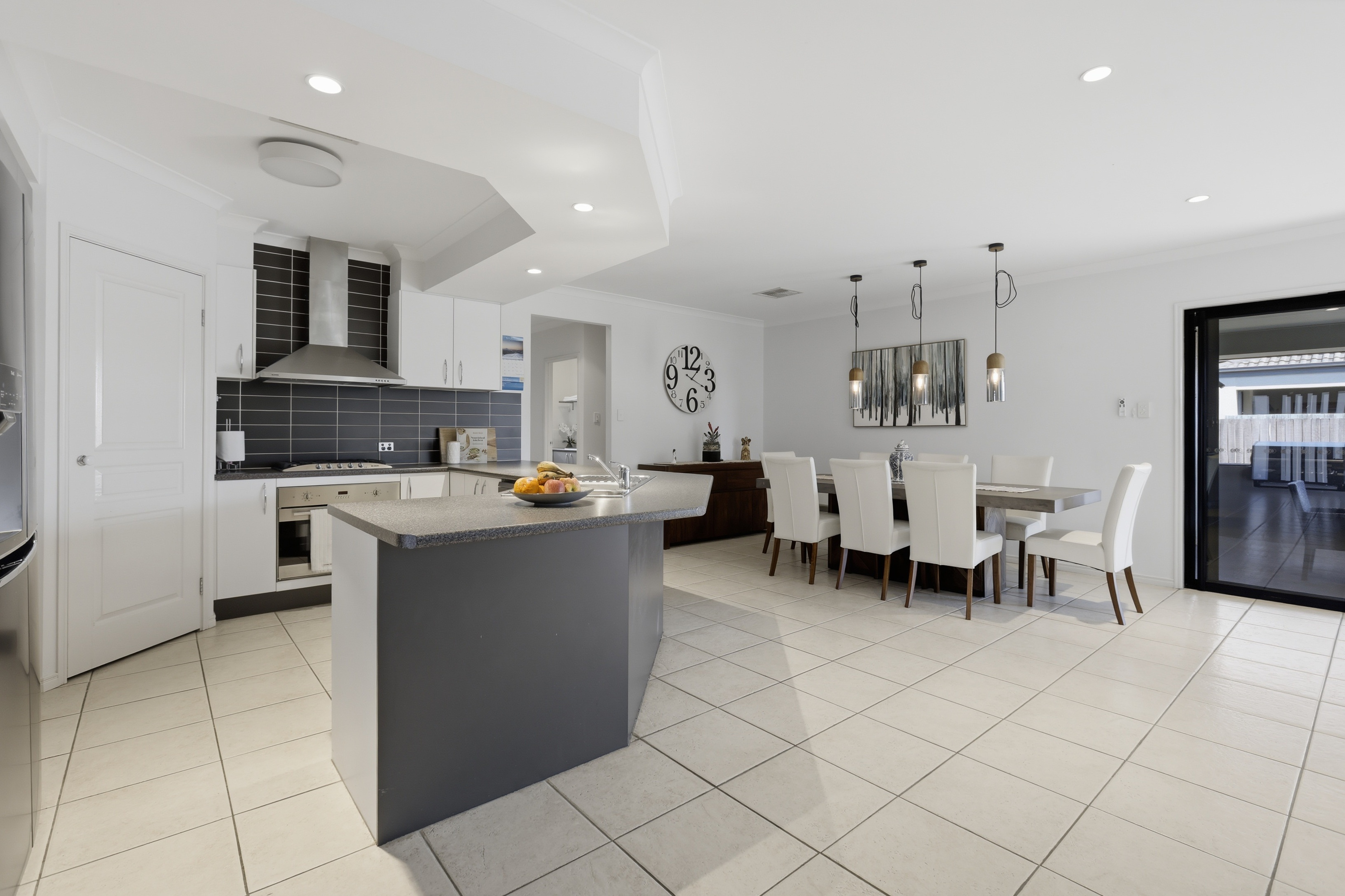 4 Scenic Drive, Murrumba Downs - Thumbnail 8