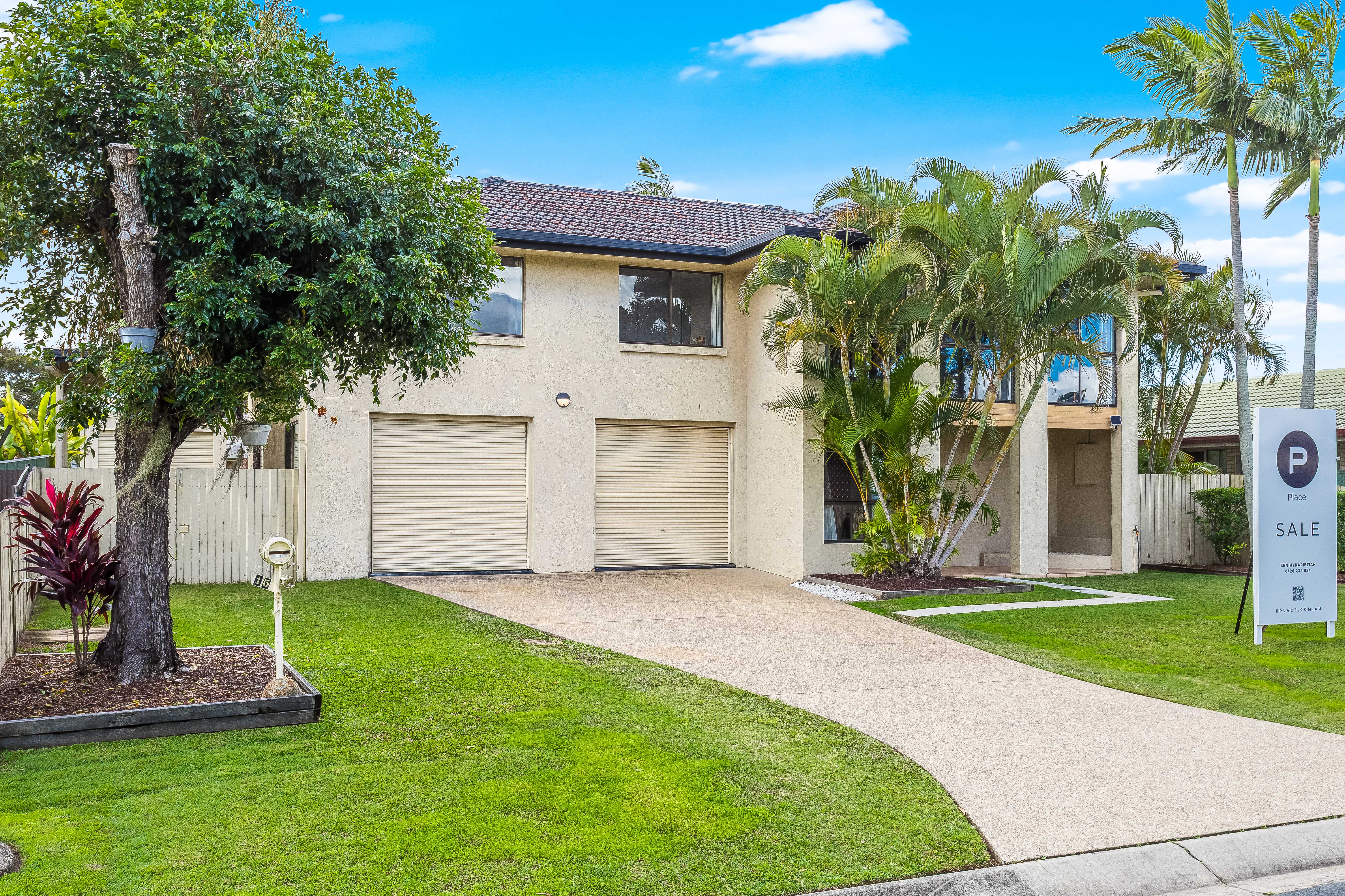 15 Oxford Street, Rothwell - Image 1