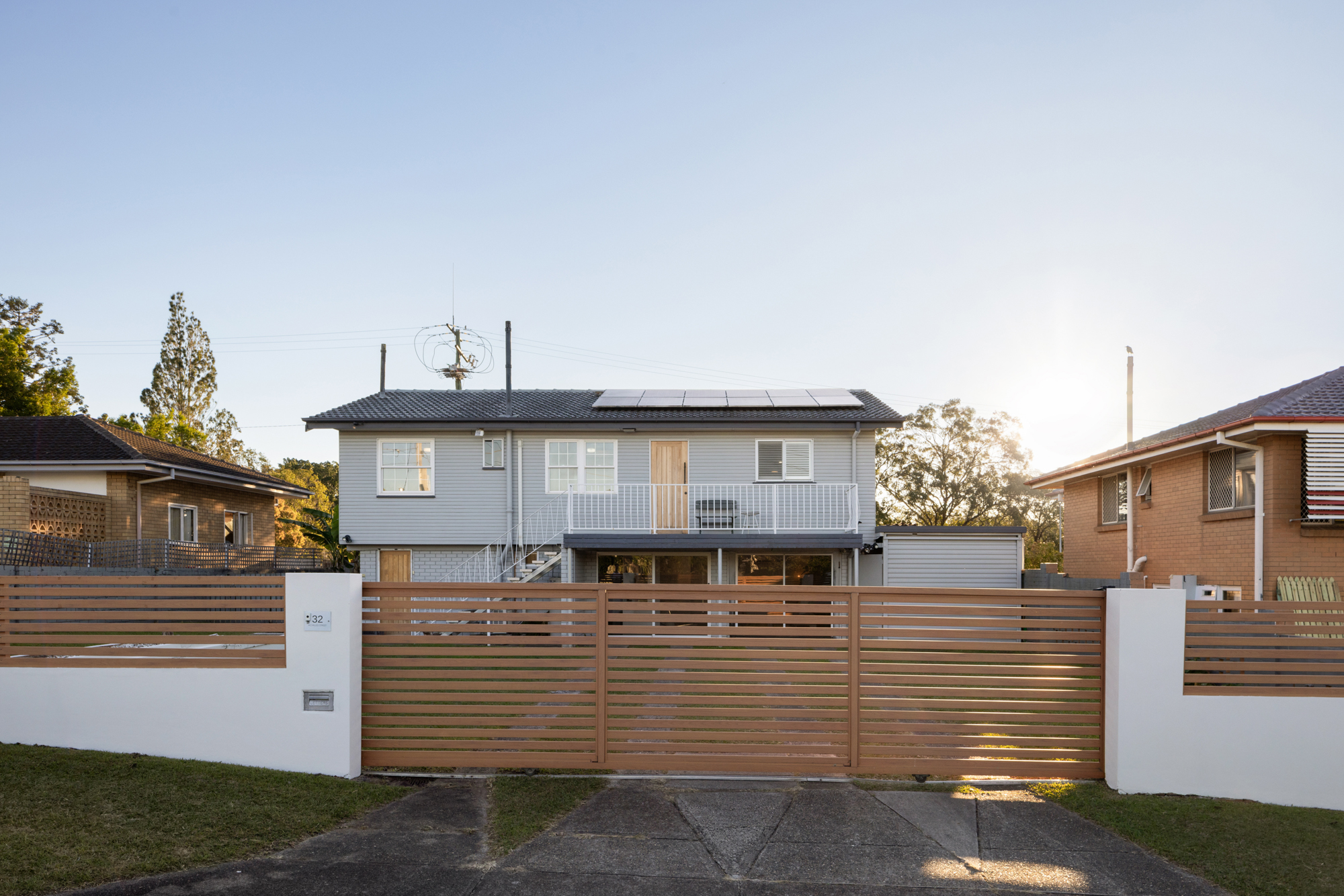 32 Achilles Street