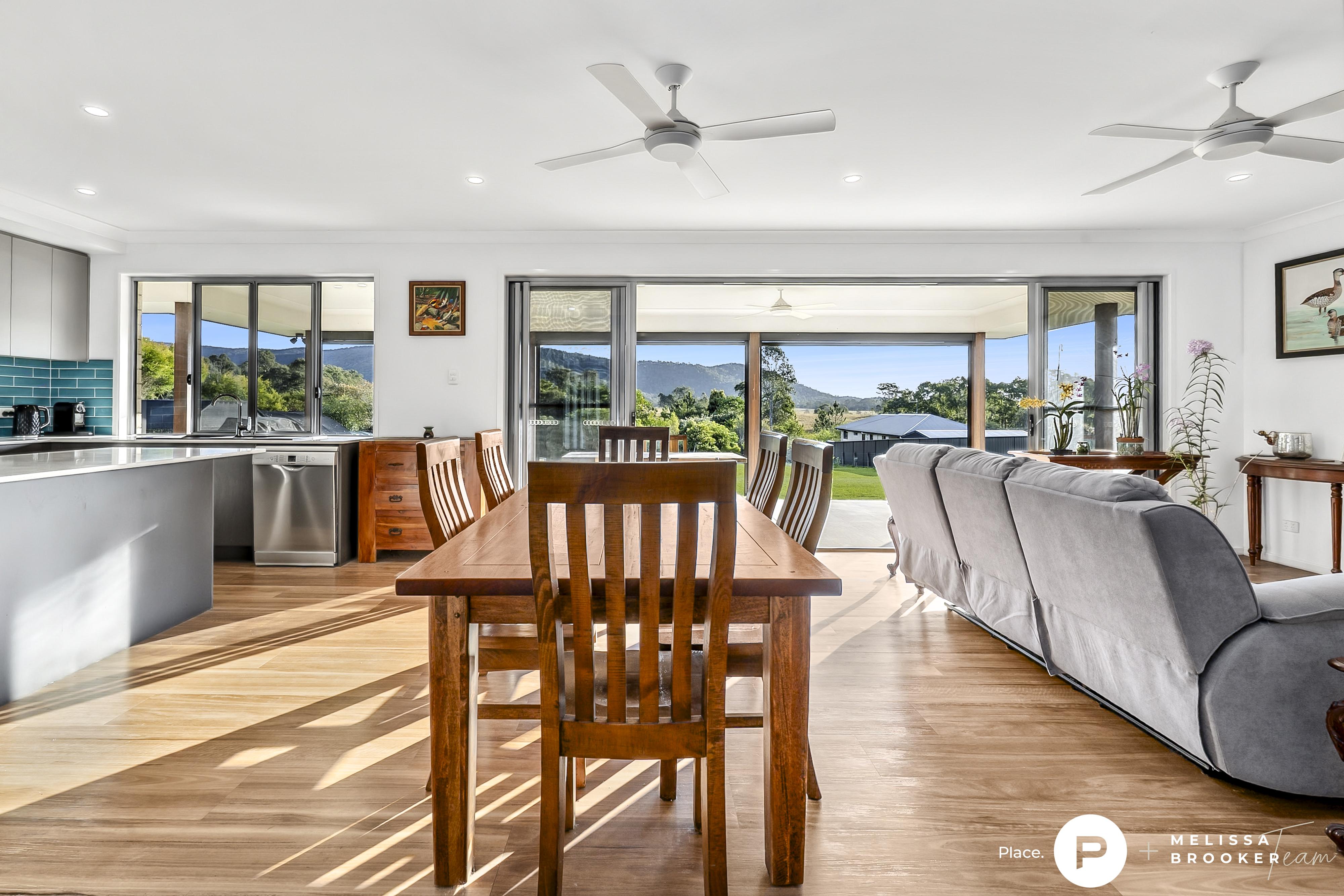 70-72 Sippel Drive, Woodford - Thumbnail 7