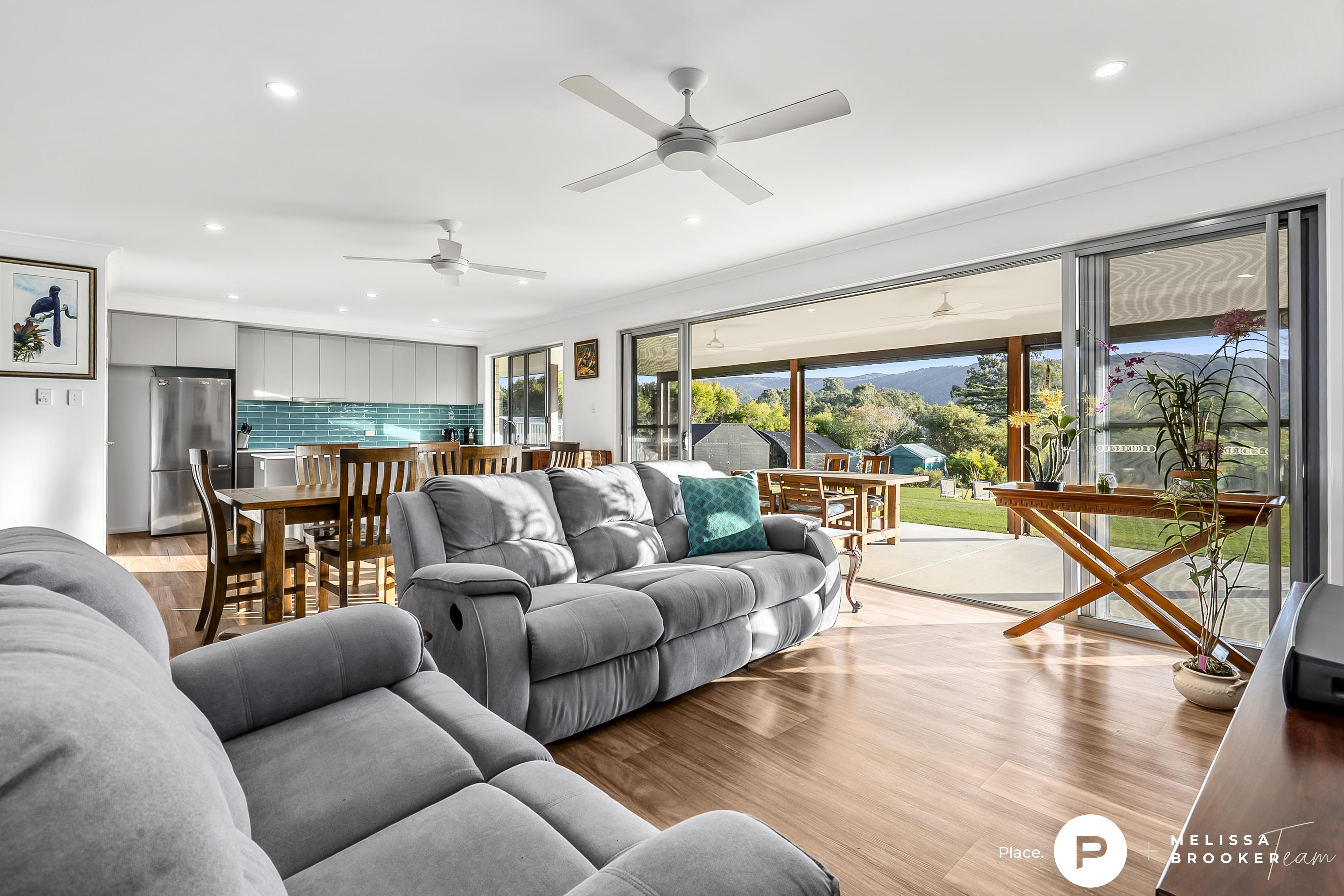 70-72 Sippel Drive, Woodford - Thumbnail 5