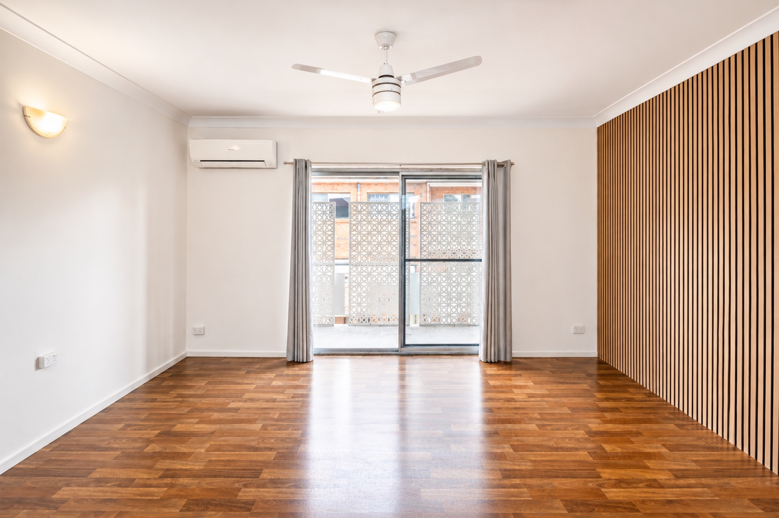 114 Leckie Road, Kedron - Image 1