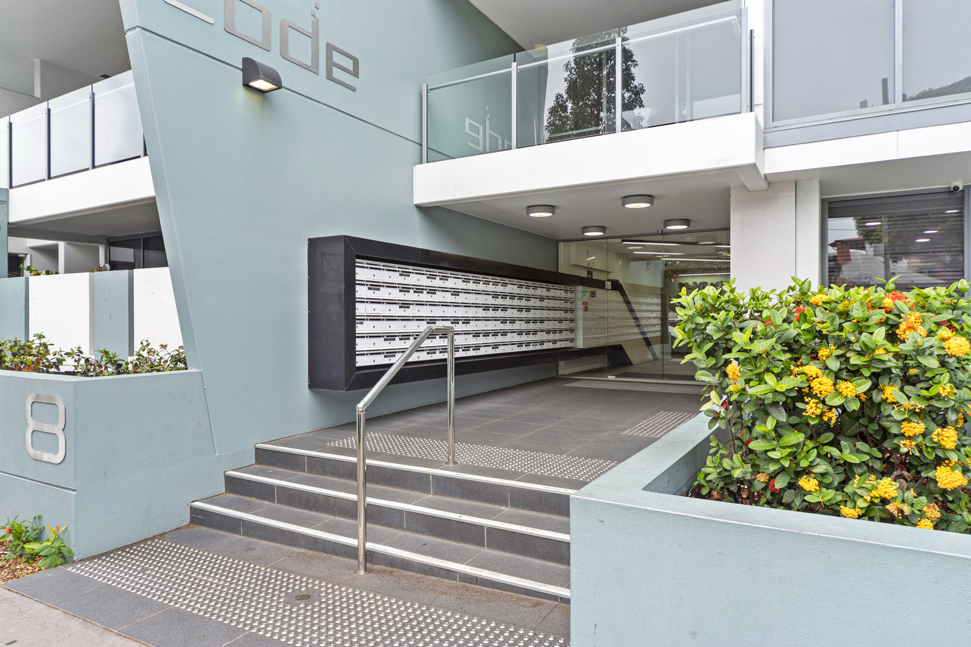 8 Jeays Street
