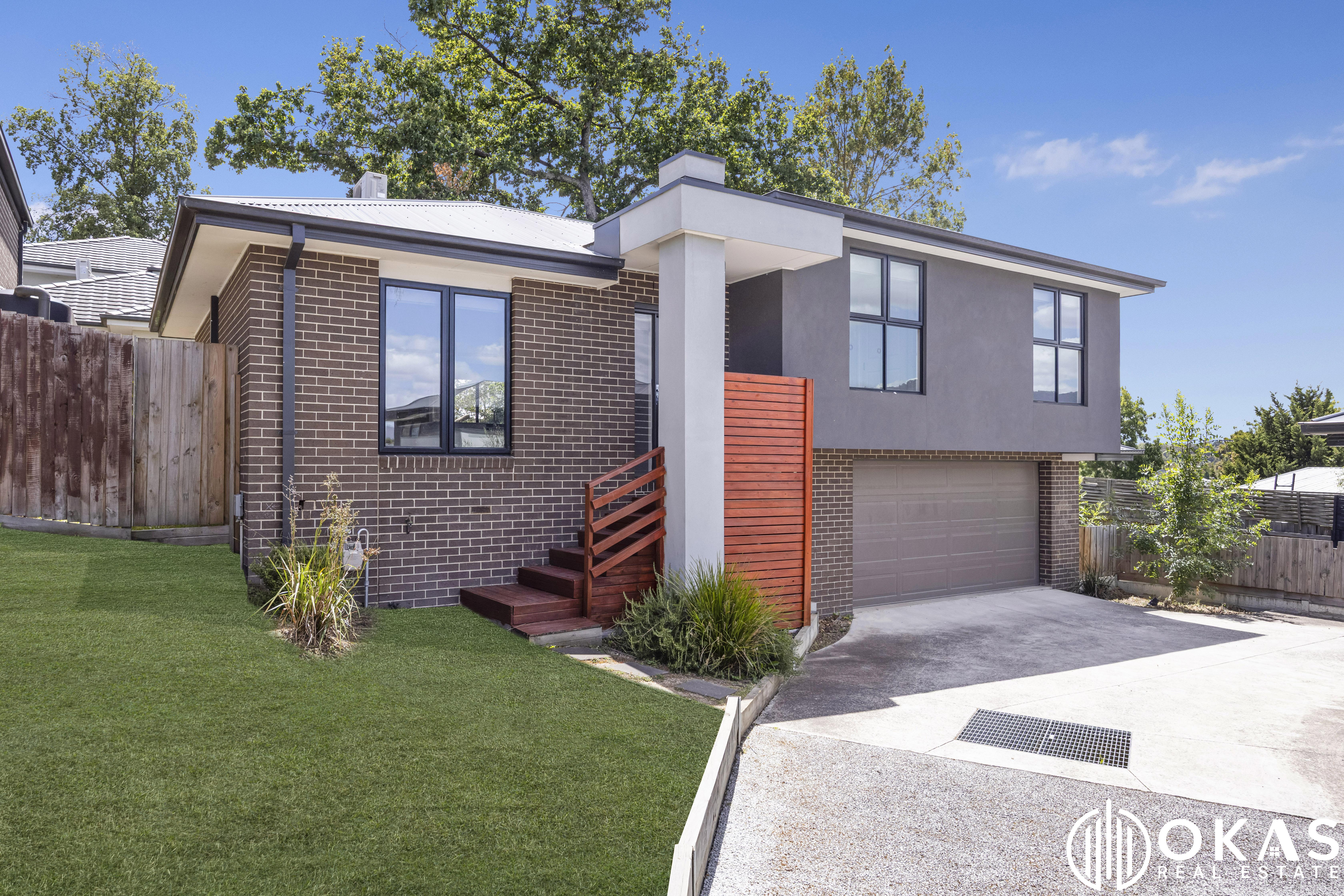 2/5 Aryan Close, Mooroolbark - Image 1