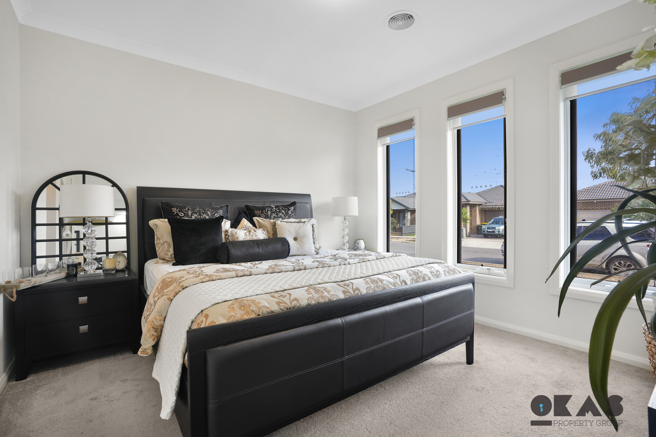 2/16 Markham Street, Wollert - Thumbnail 3