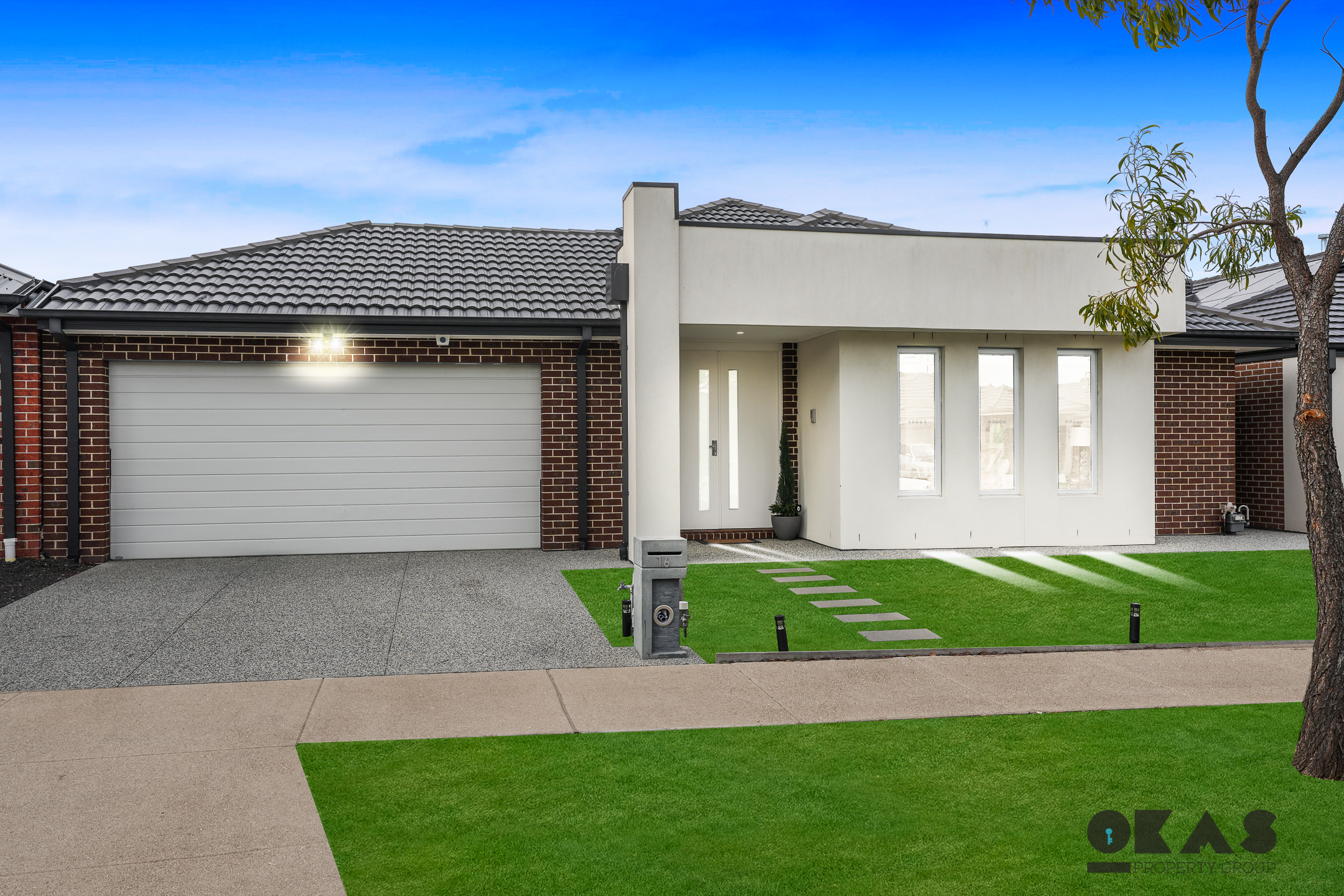 2/16 Markham Street, Wollert - Image 1