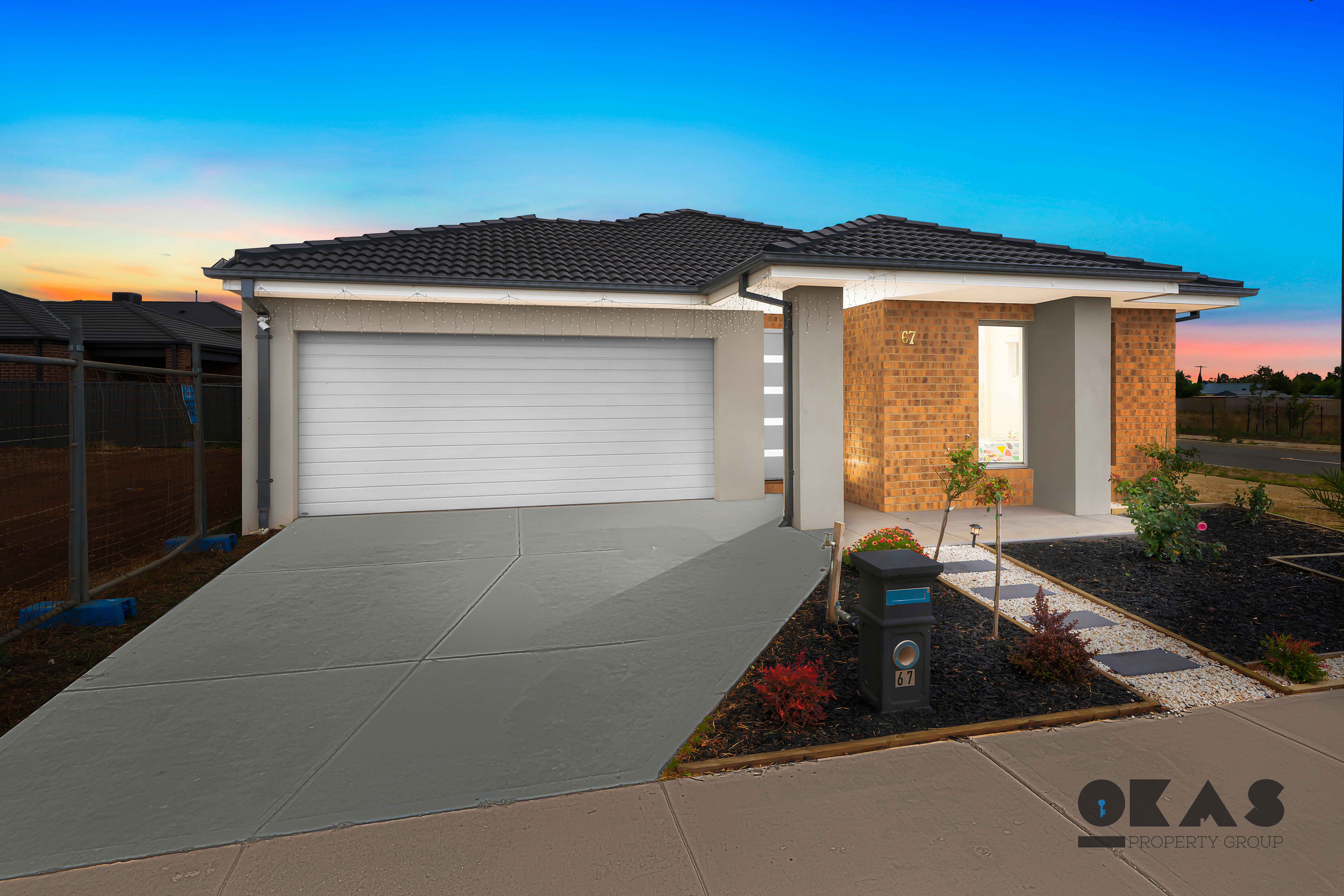 2/67 Greenpoint Drive, Rockbank - Image 1