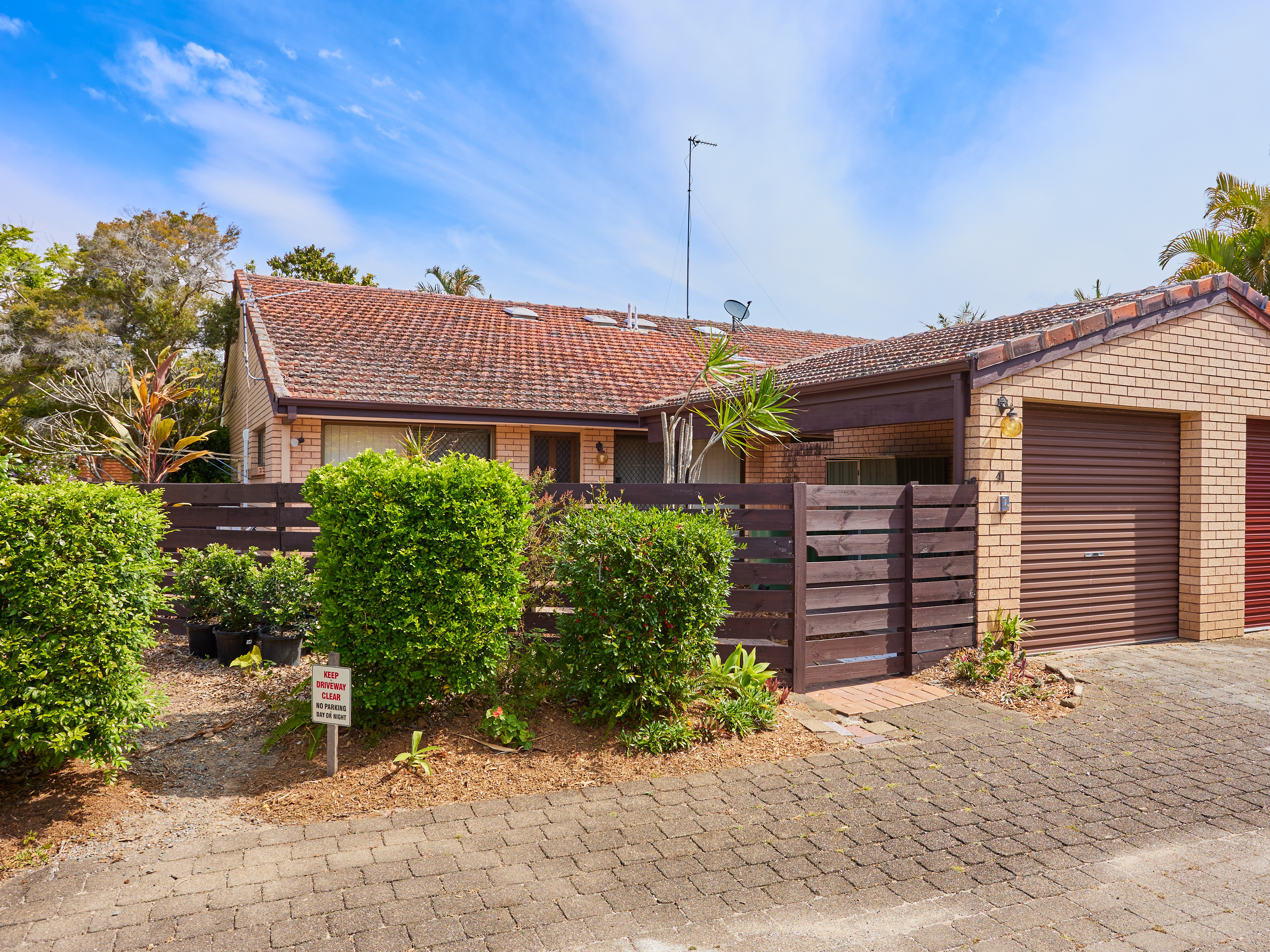 26 Elliott St SURFERS PARADISE Queensland photo 4