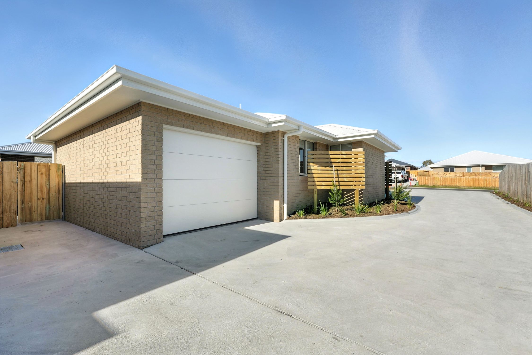 1/20 Lille Street, Brighton TAS