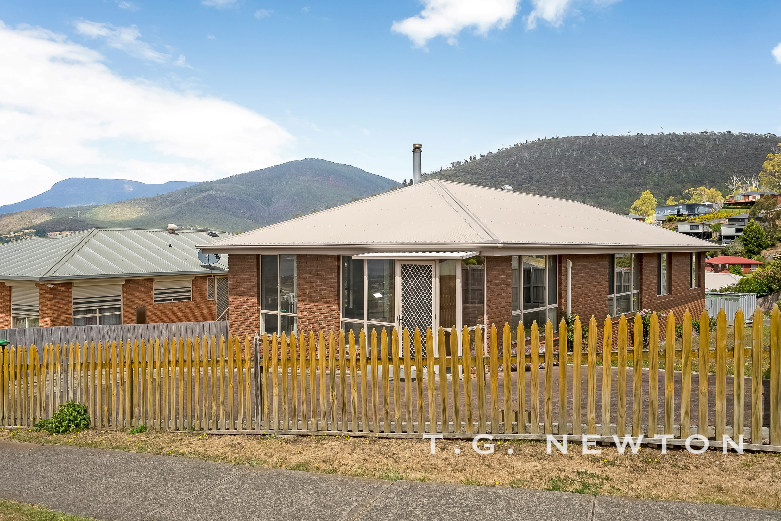 77 Branscombe Road, Claremont TAS