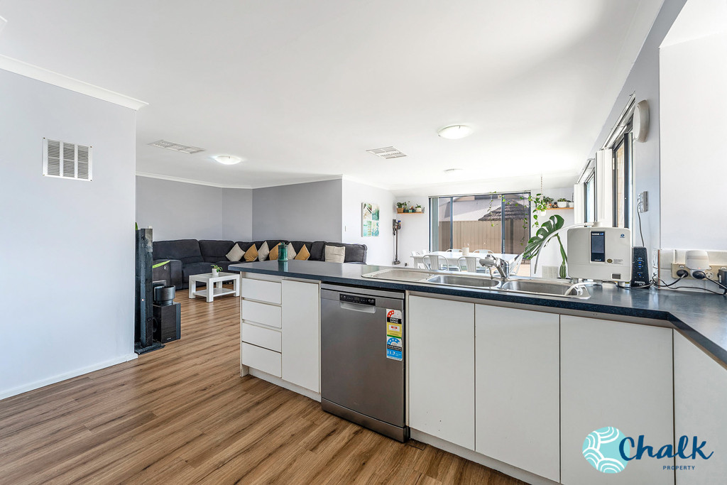 7 Delaney Parkway, Port Kennedy - Thumbnail 4