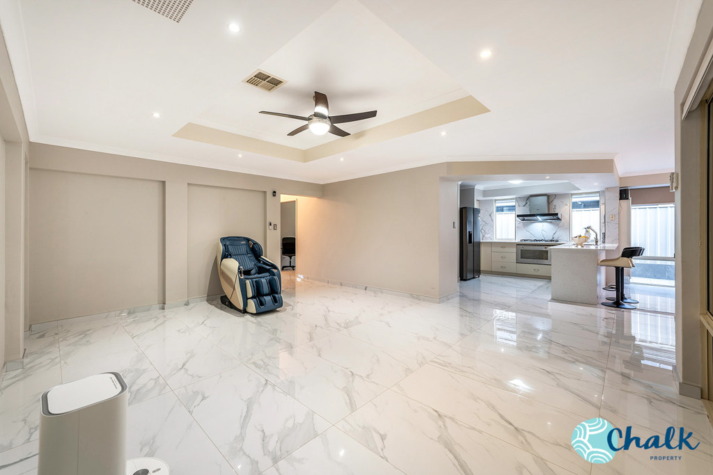 28 Harrington Waters Dr, Waikiki - Thumbnail 7