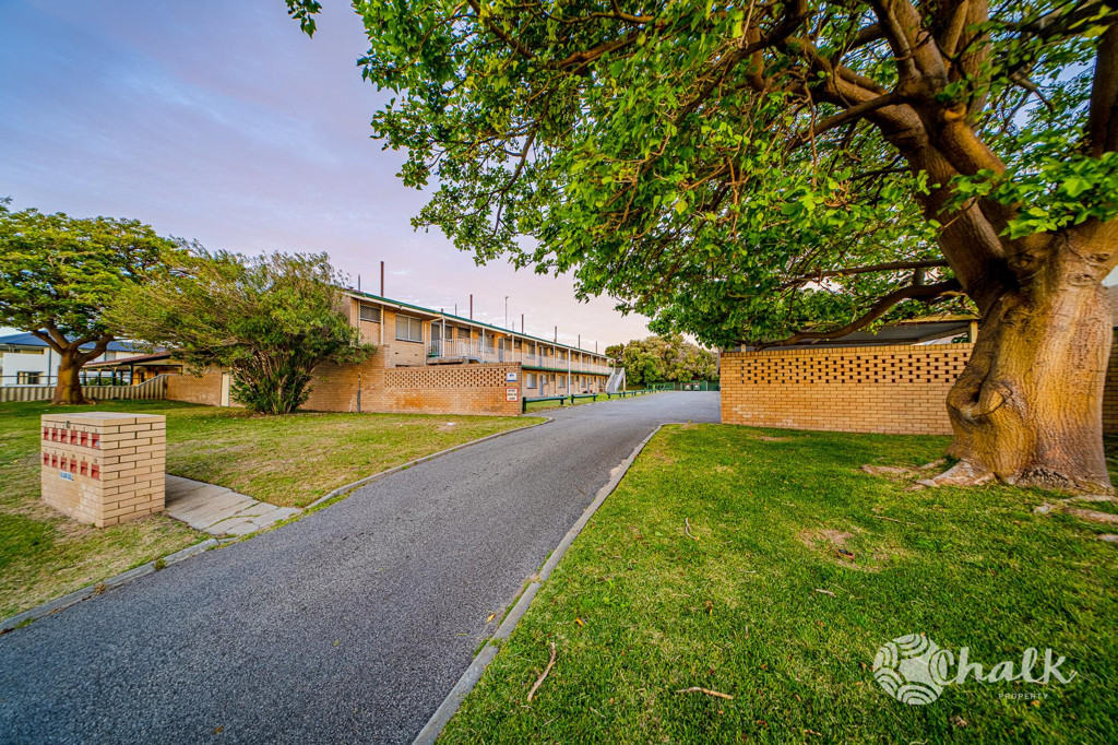 8/60 Gloucester Crescent, Shoalwater - Thumbnail 2
