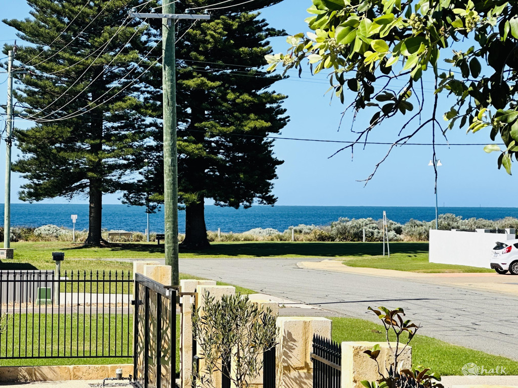 8 Donald Drive, Safety Bay - Thumbnail 2