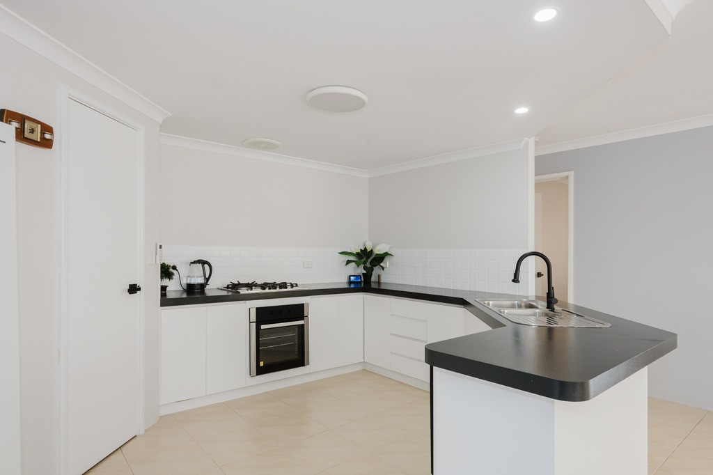 44 Teraglin Way, Warnbro - Thumbnail 5