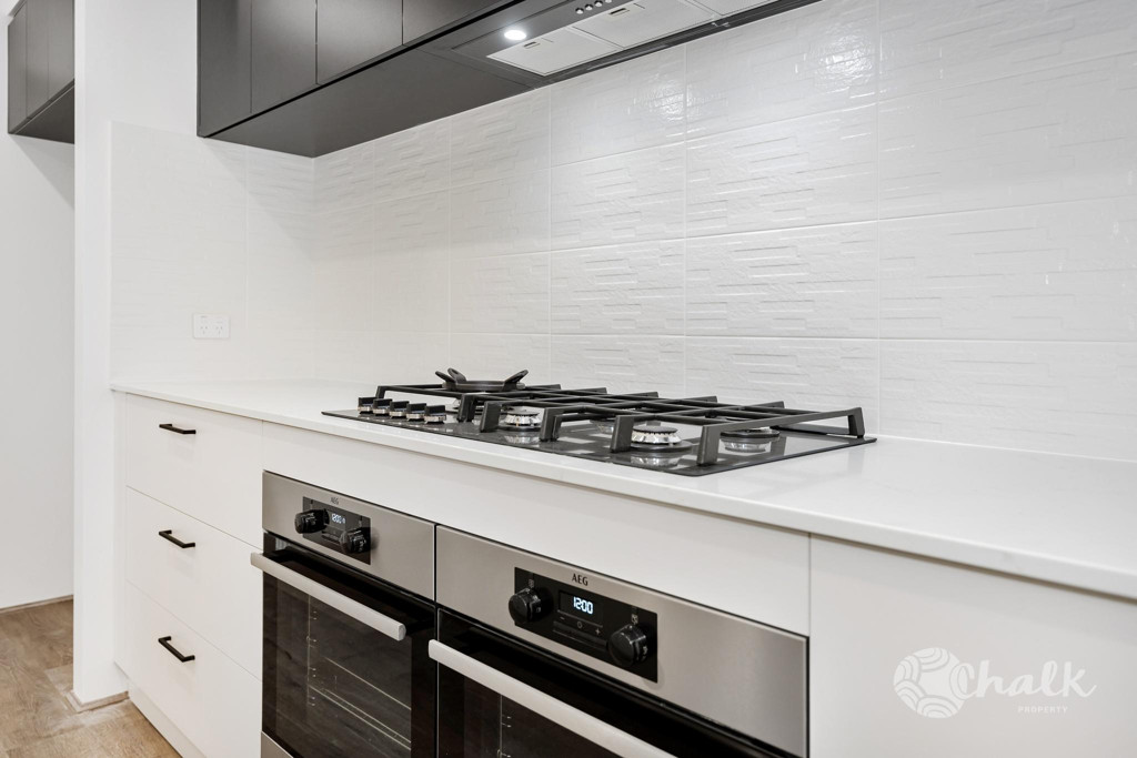 5 Windsor Way, Waikiki - Thumbnail 6