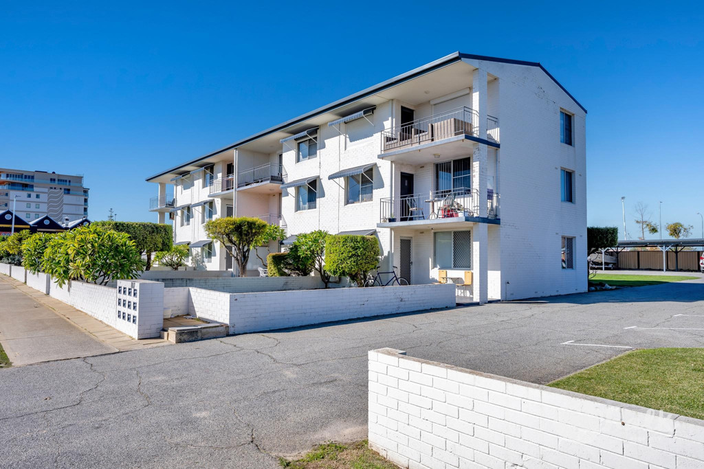 8/107 Harrison Street, Rockingham - Thumbnail 4
