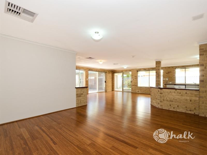 16 Normandy Gardens, Port Kennedy - Thumbnail 3