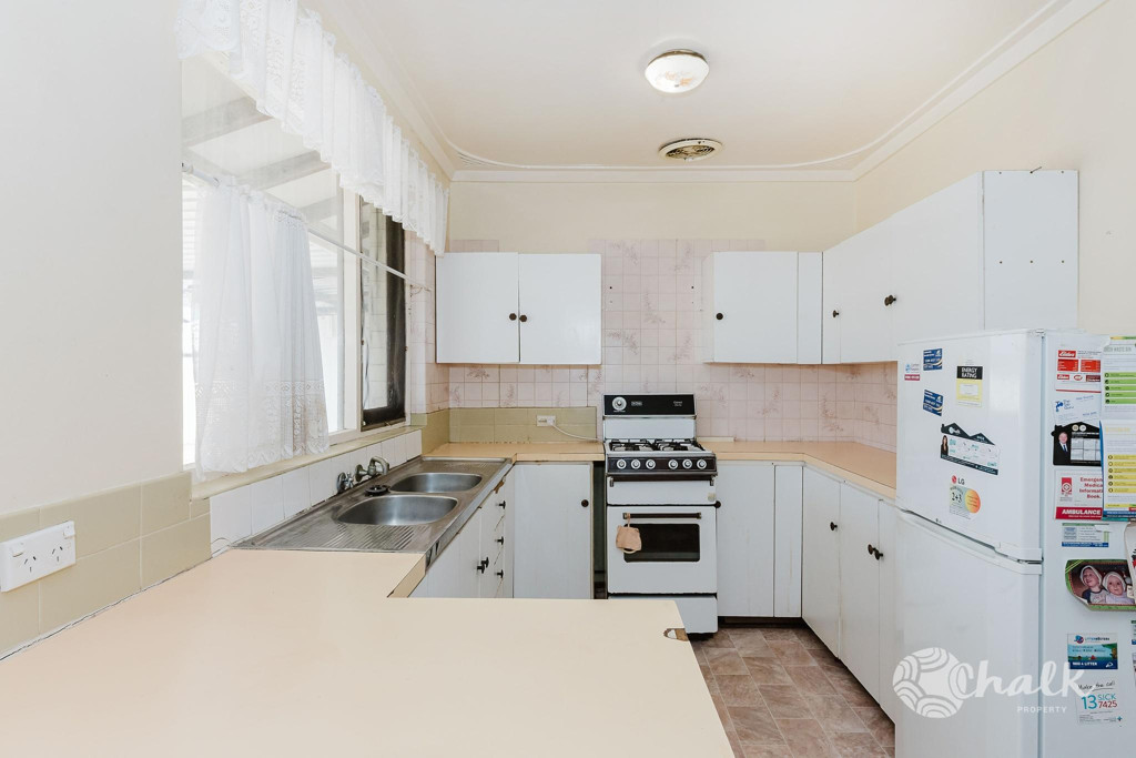 31 Thorpe Street, Rockingham - Thumbnail 7