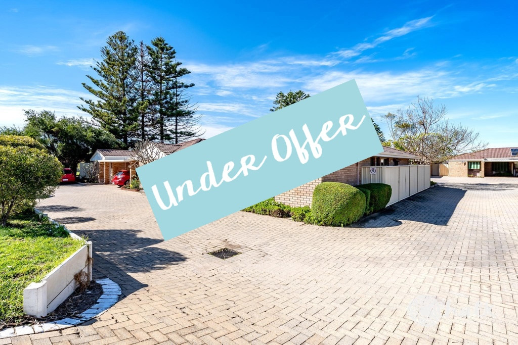 1/98 Simpson Avenue, Rockingham - Image 1