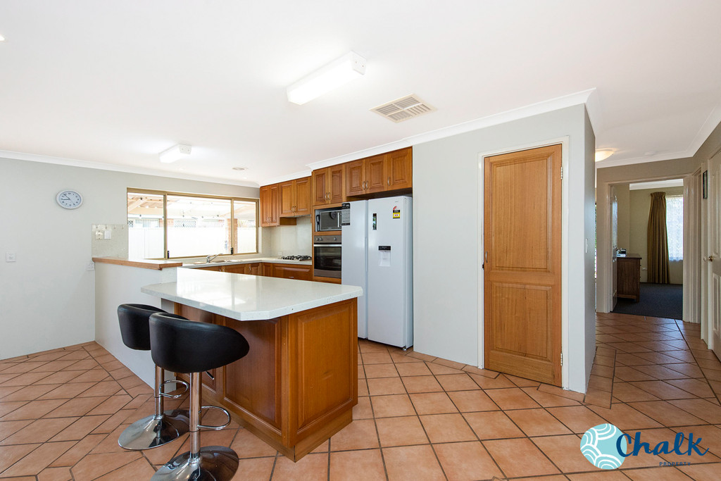 7 Pelican Court, Waikiki - Thumbnail 5