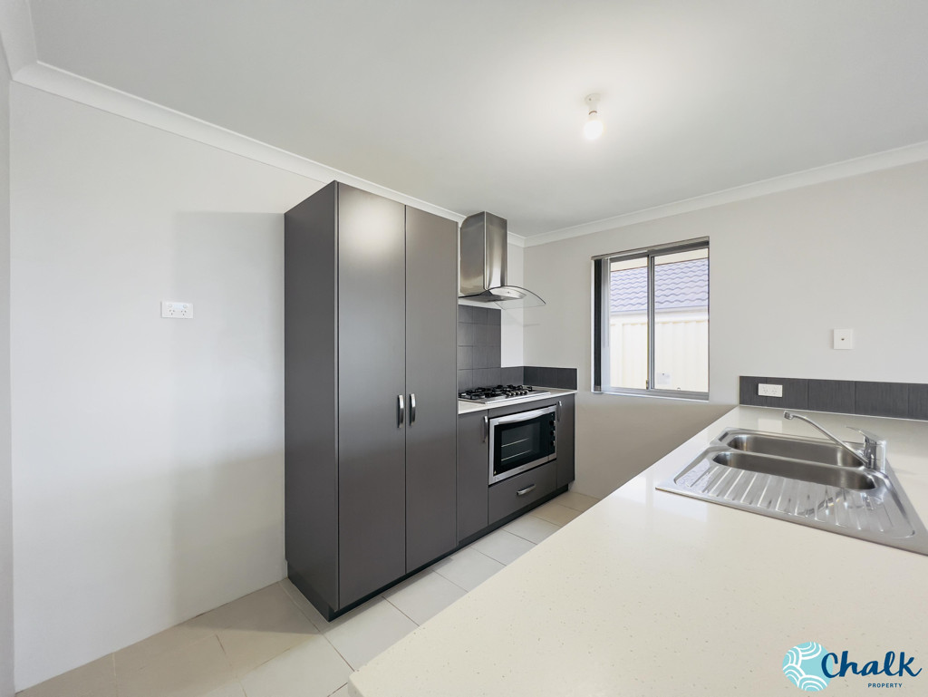 6 Pipistrelle Avenue, Baldivis - Thumbnail 2