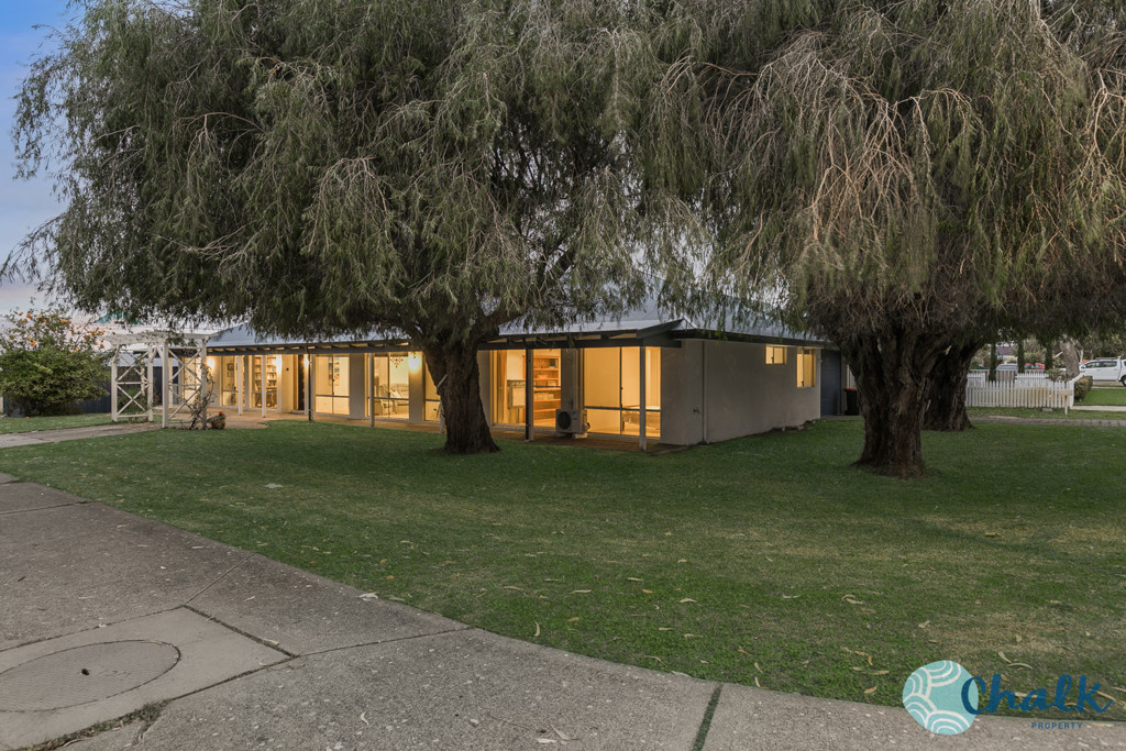 2 Second Avenue, Shoalwater - Thumbnail 3