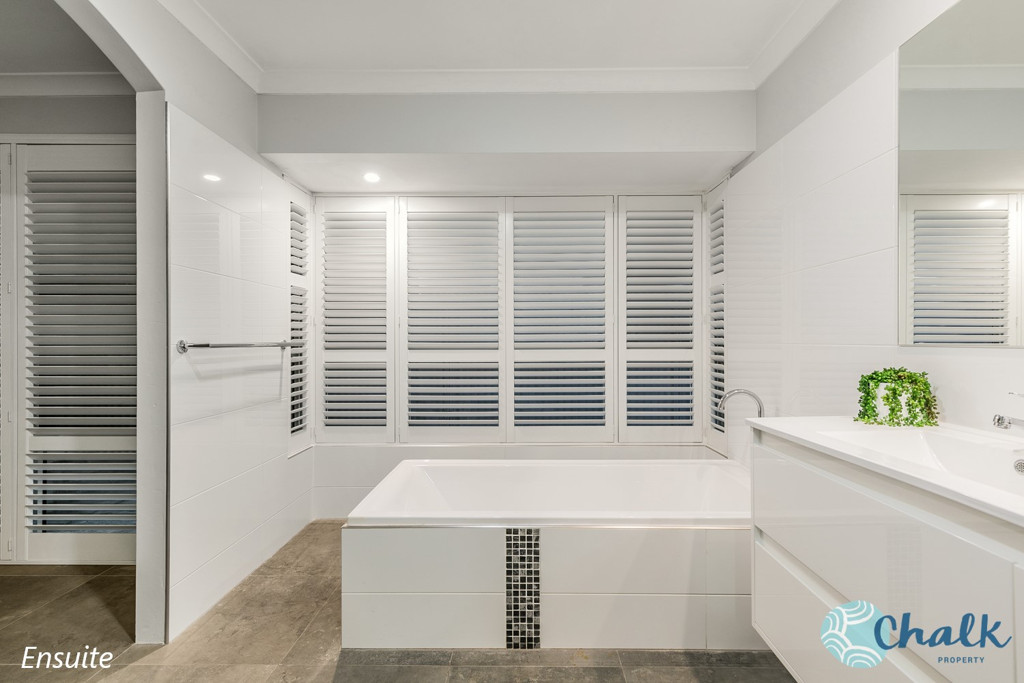 15 Ambleside Parade, Waikiki - Thumbnail 7