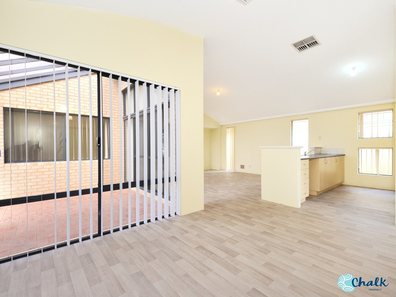 1 Villena Circle, Port Kennedy - Thumbnail 3