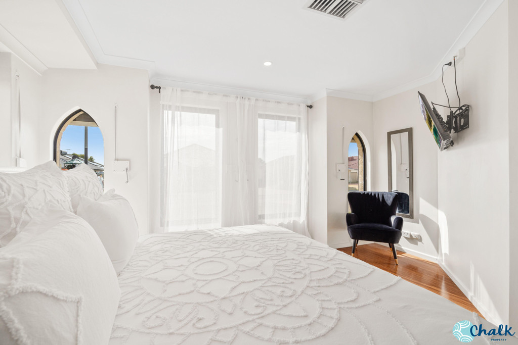 4 Amadeus Crescent, Port Kennedy - Thumbnail 3