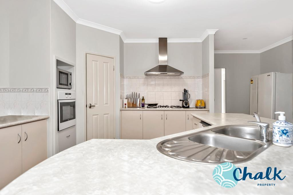 31 Camden Way, Meadow Springs - Thumbnail 5