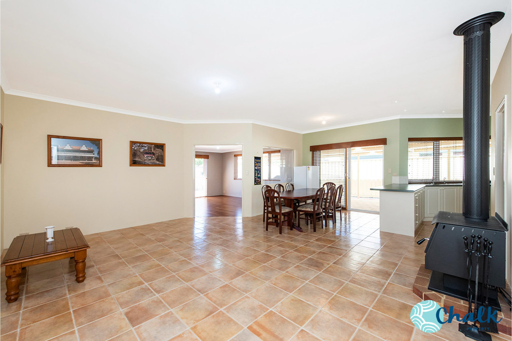 42 Seawind Drive, Rockingham - Thumbnail 6