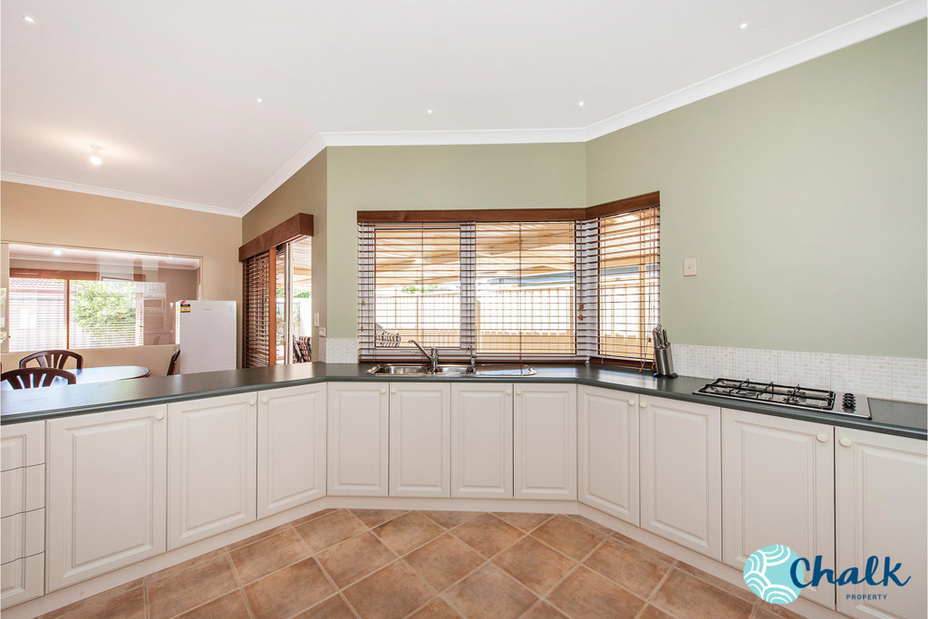 42 Seawind Drive, Rockingham - Thumbnail 8