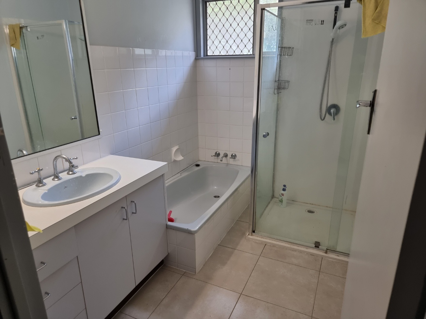12 Elizabeth Street, Childers, QLD, 4660, Childers - Thumbnail 8