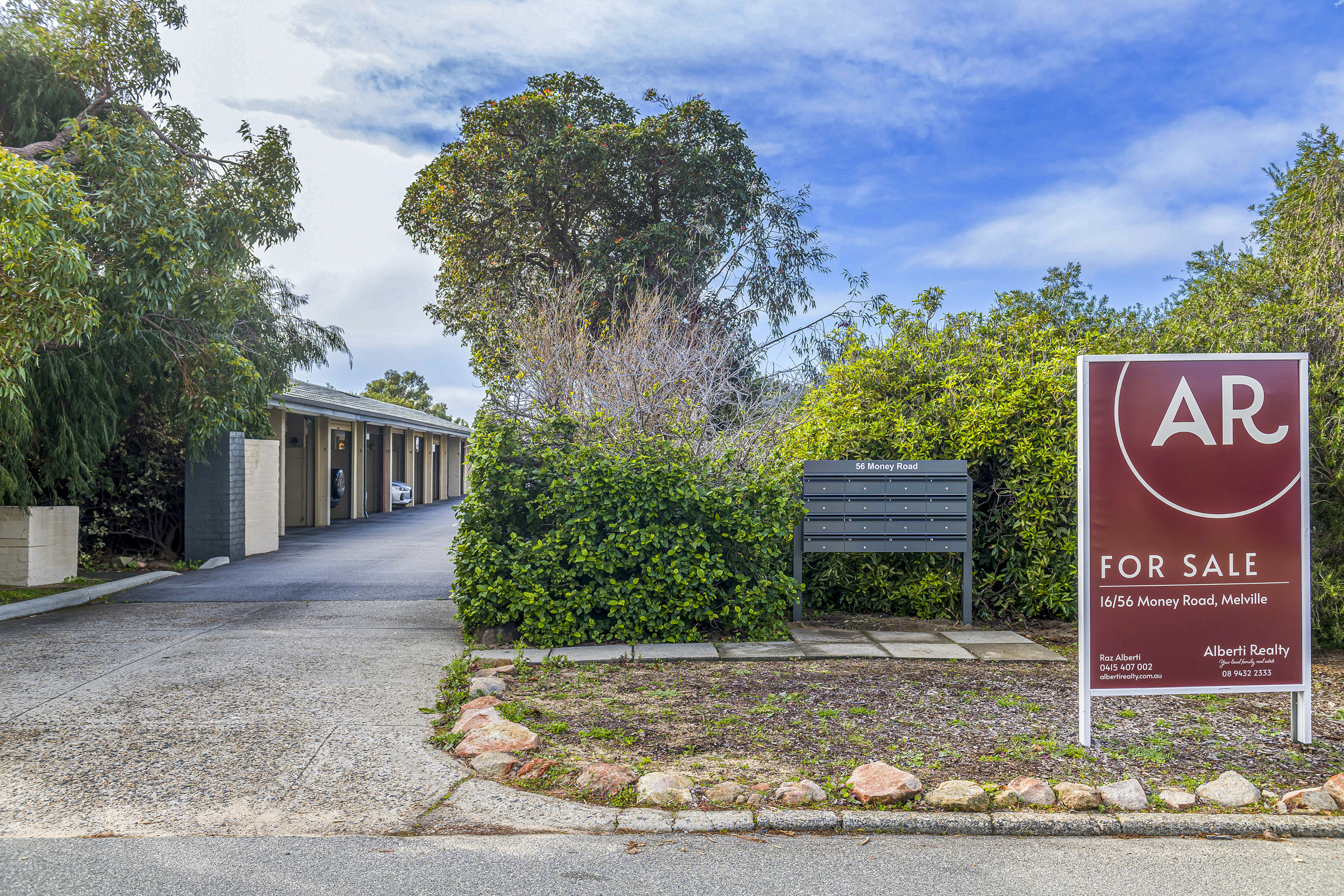 16/56 Money Road, Melville WA