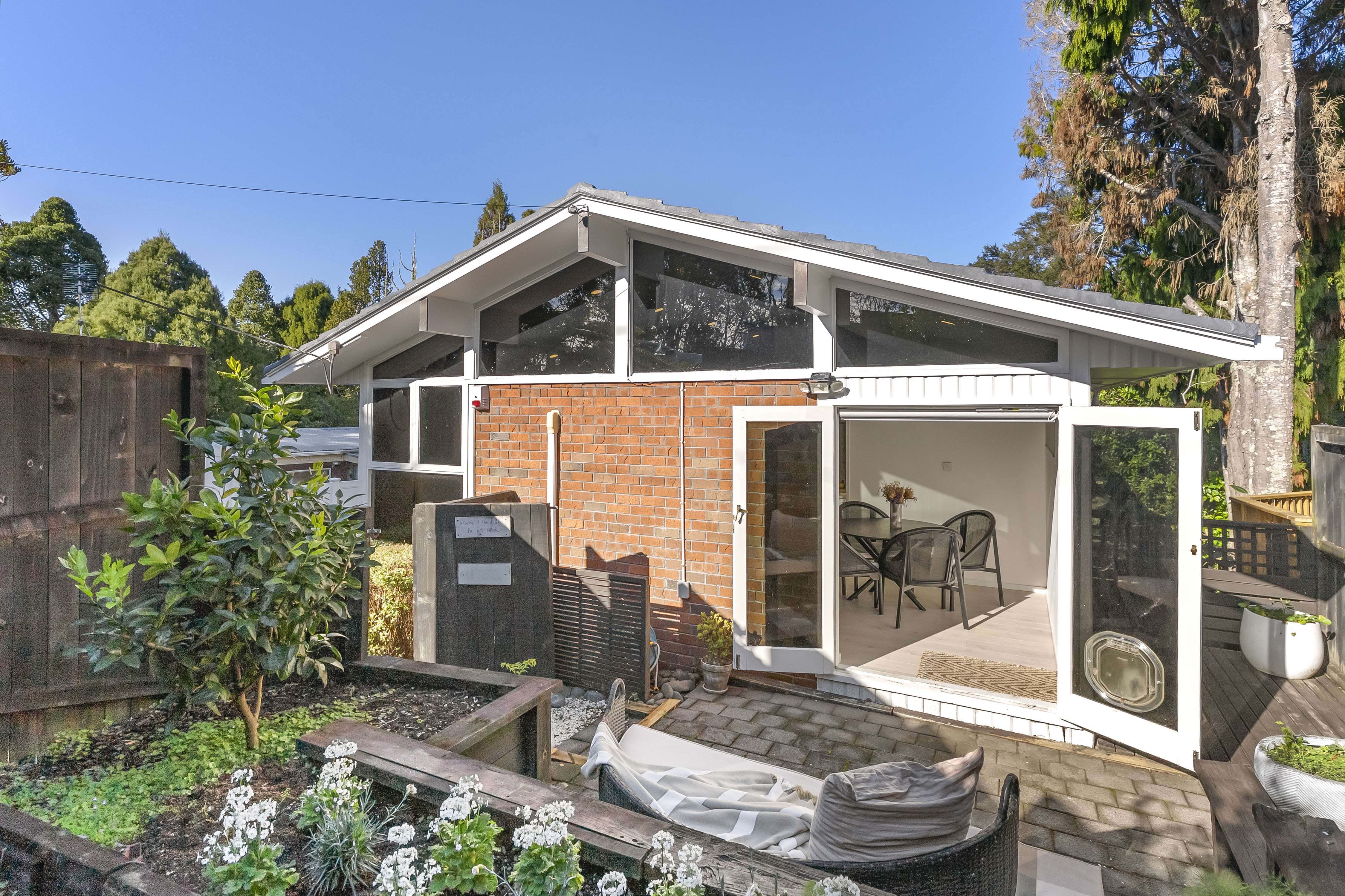 Titirangi 3Zimmer Mid Century Mod | Titirangi Vibes