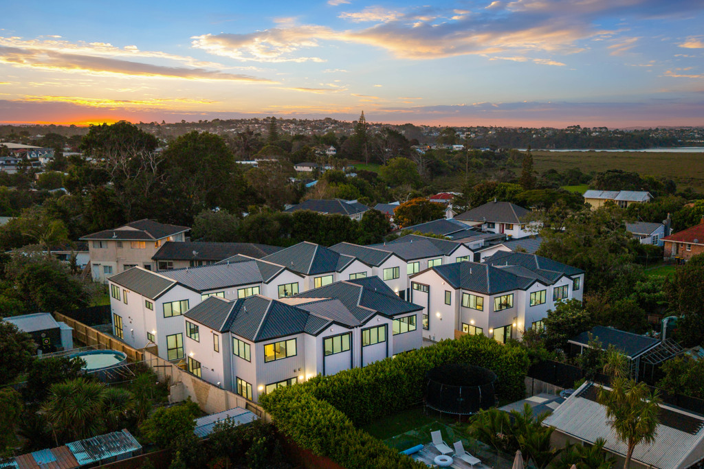 1/113 Beach Road, Te Atatu Peninsula, Te Atatu Peninsula