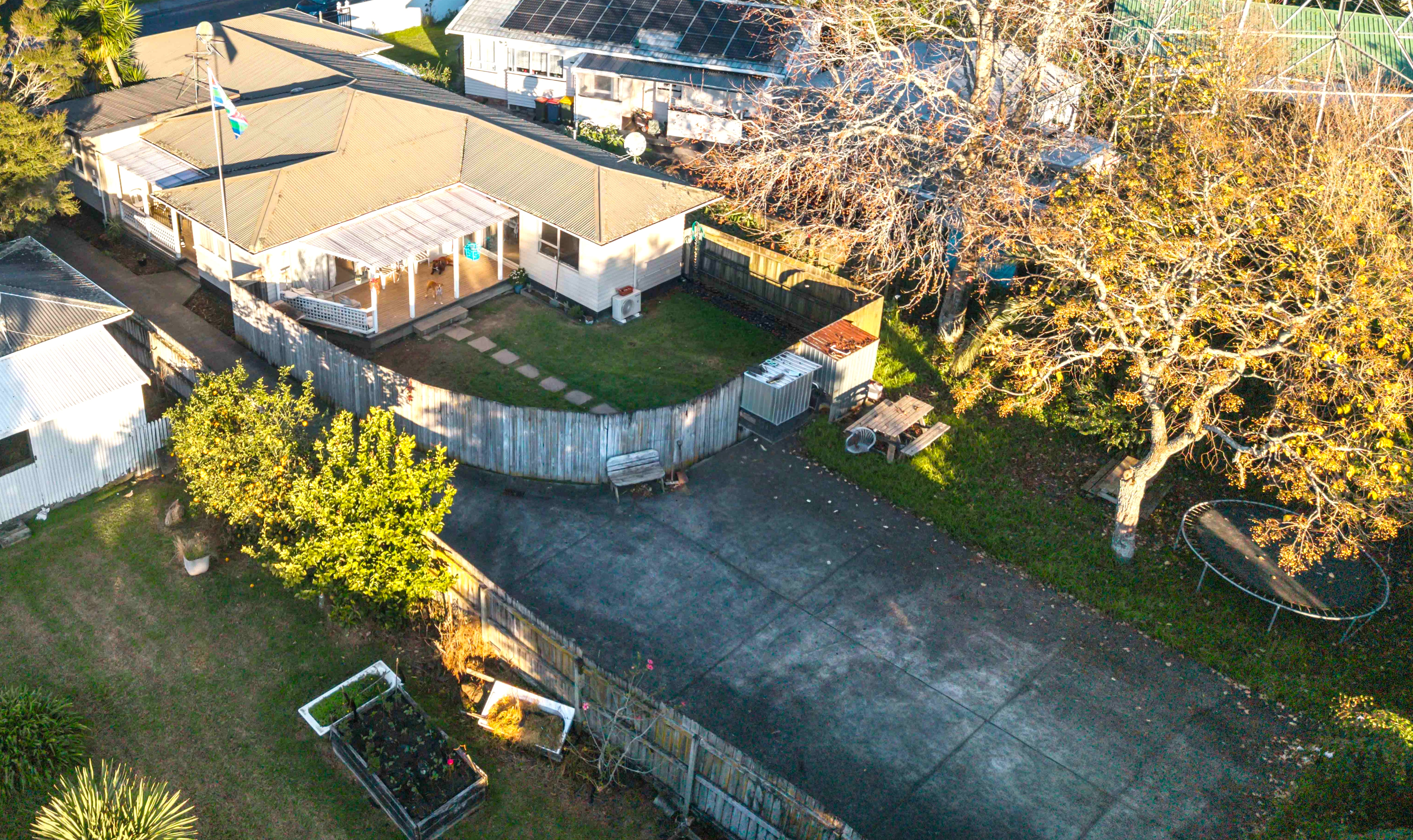 Kelston 7房  7-Bedroom Home & Income