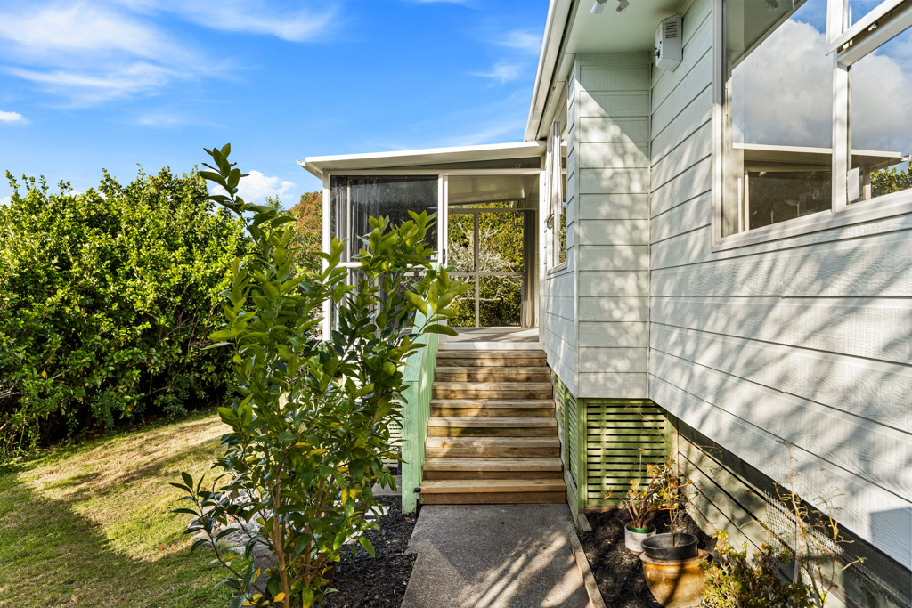 Image of 227 Glengarry Road