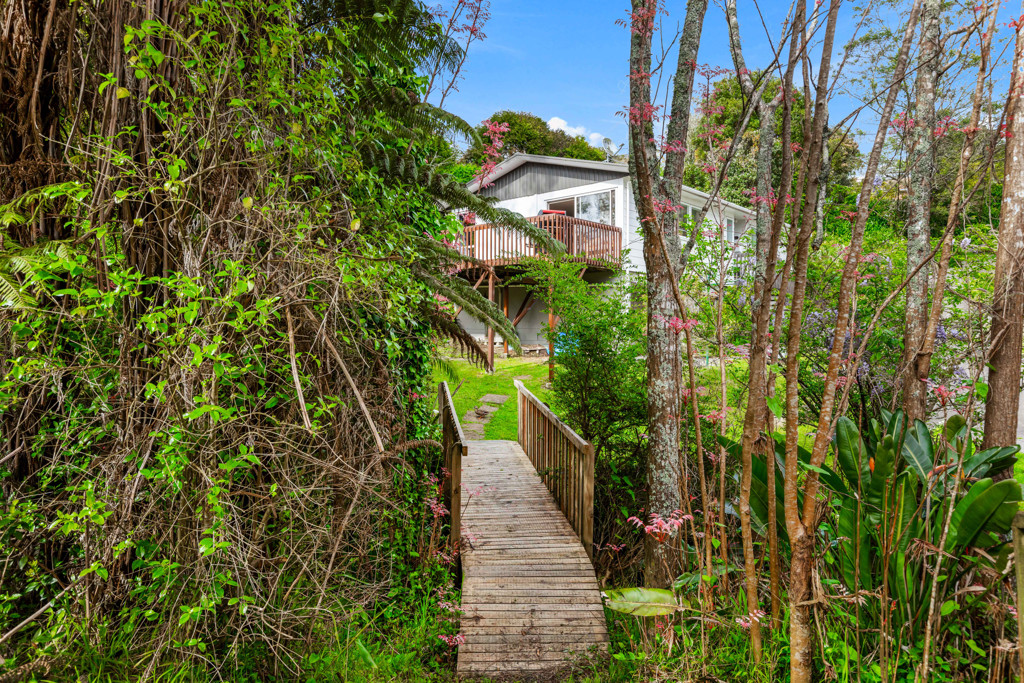 34 Sunnyside Road, Sunnyvale