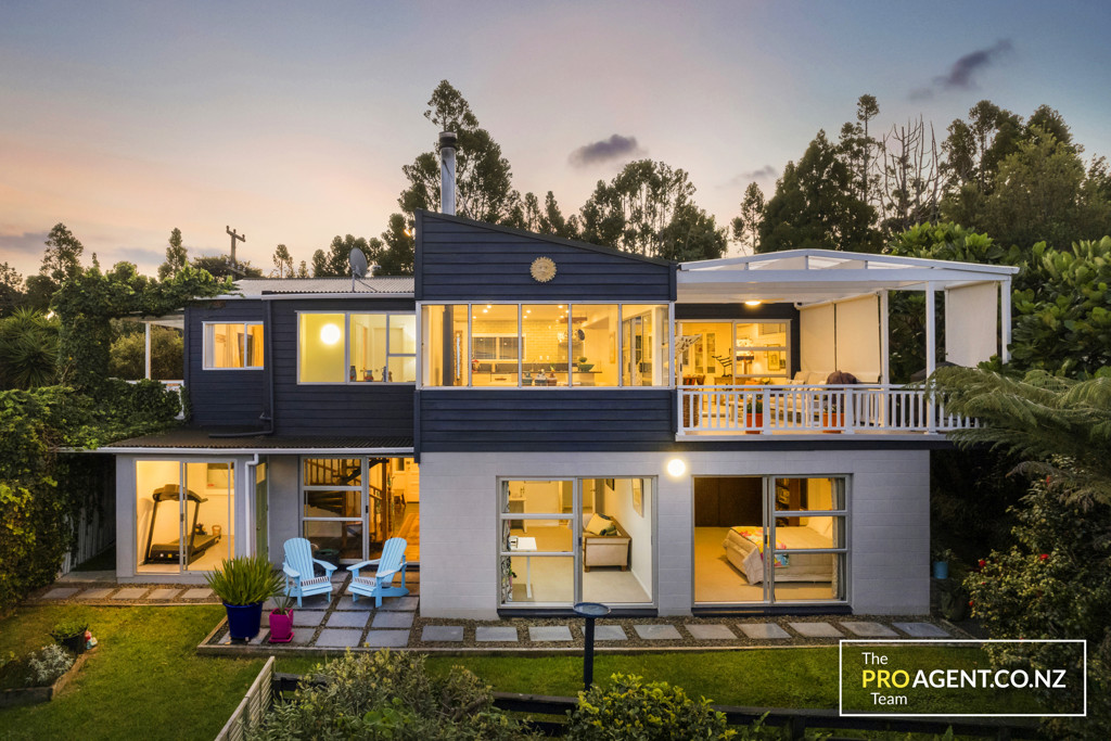68 Kauri Point Road, Laingholm - Photo 3