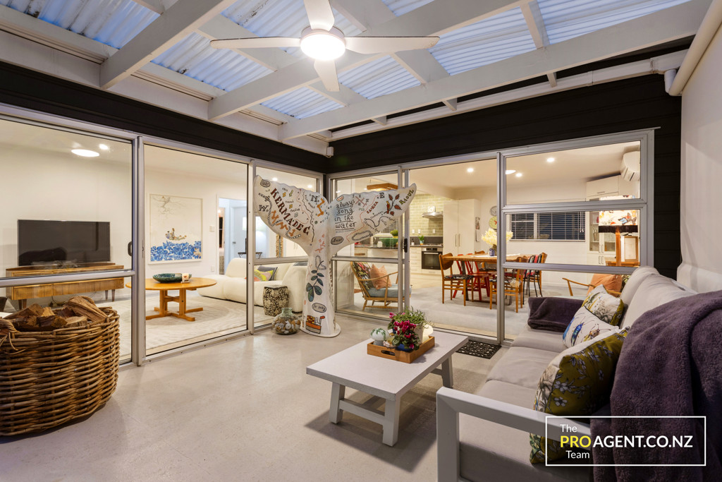 68 Kauri Point Road, Laingholm - Photo 7