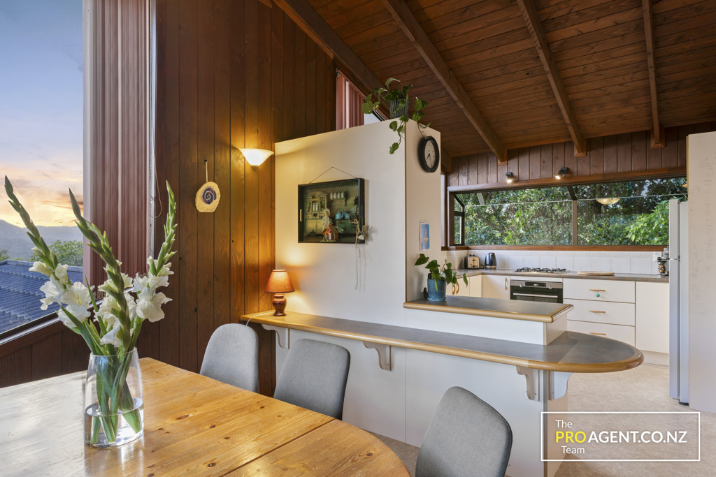 10 Victory Road, Laingholm - Photo 6