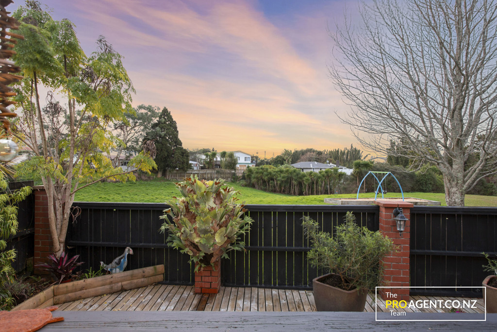 21B Glucina Place, Glen Eden - Photo 6