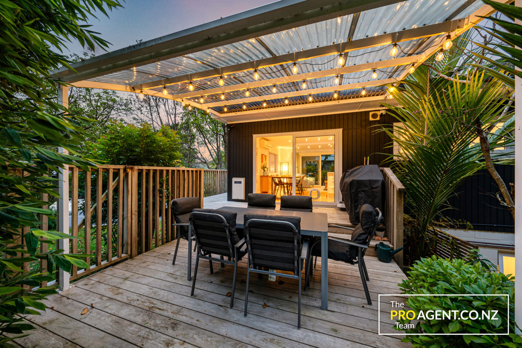 26 Daffodil Street, Titirangi - Photo 3