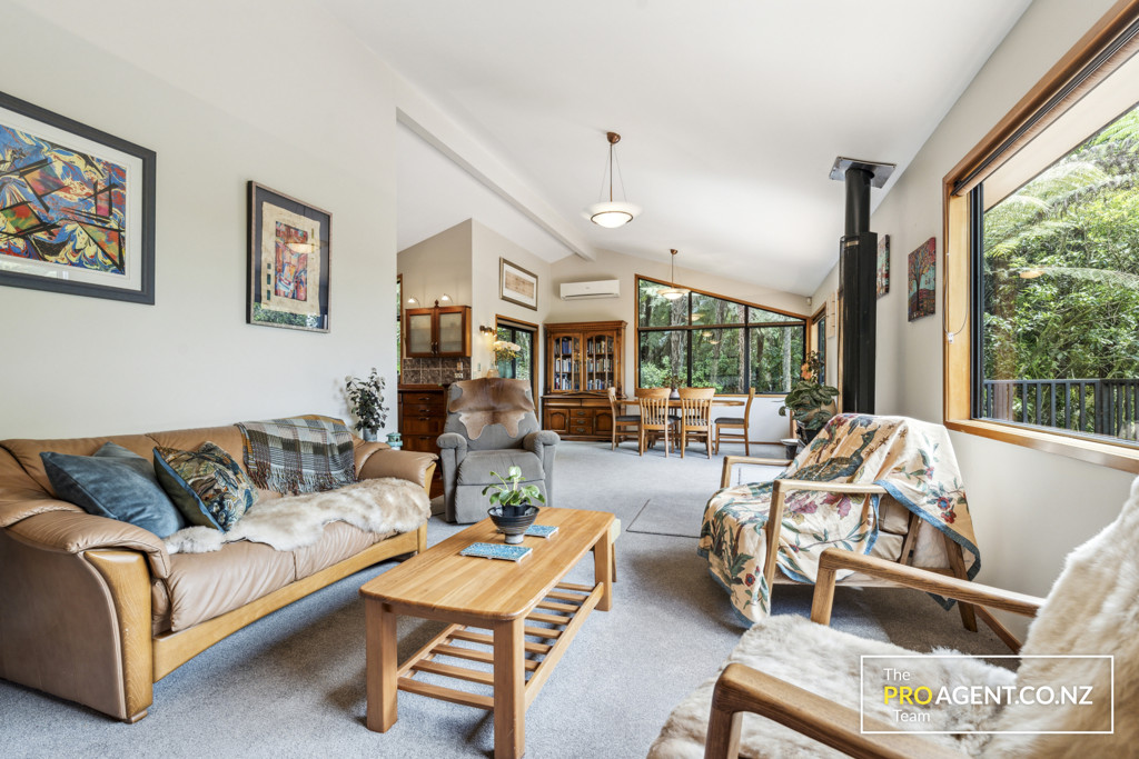 419 Huia Road, Titirangi - Photo 4