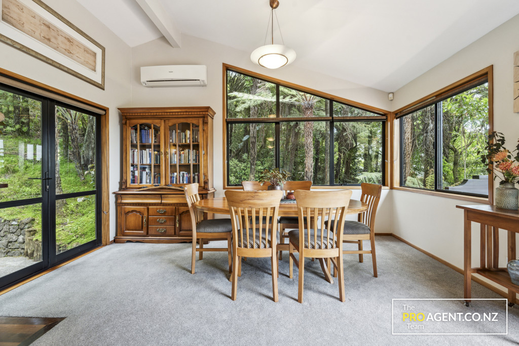 419 Huia Road, Titirangi - Photo 3