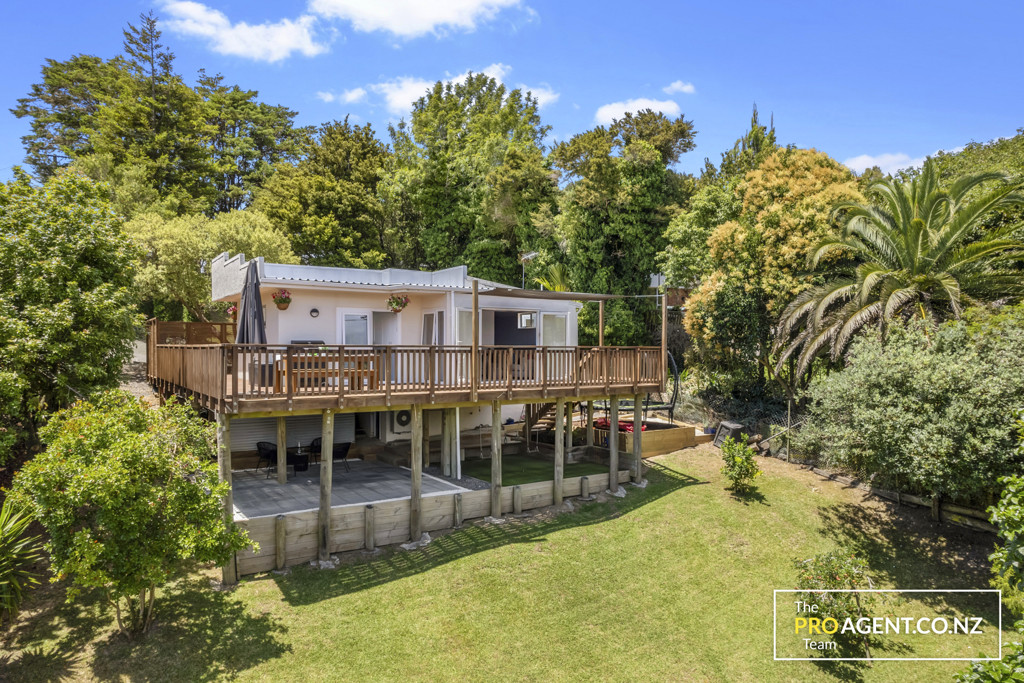261 Titirangi Road, Titirangi - Photo 7
