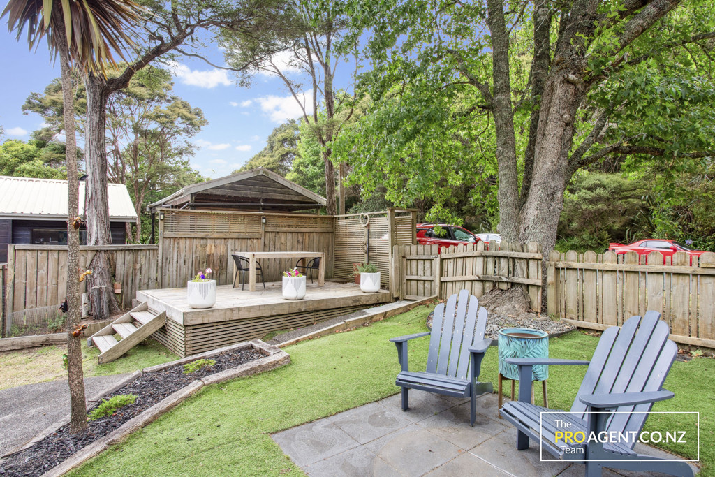 15 Fawcett Road, Laingholm - Photo 5