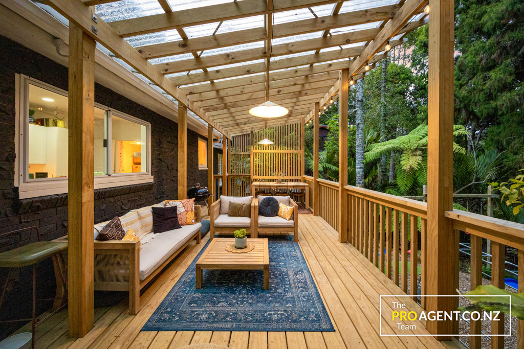 3 Minnehaha Avenue, Titirangi - Photo 3